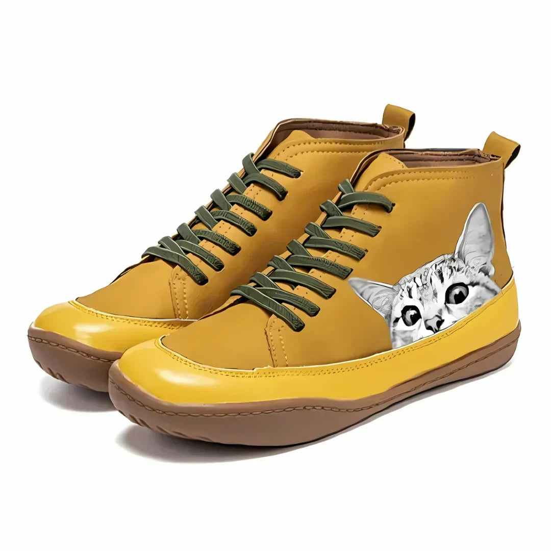 Jane – Cat-inspired leather ankle boots