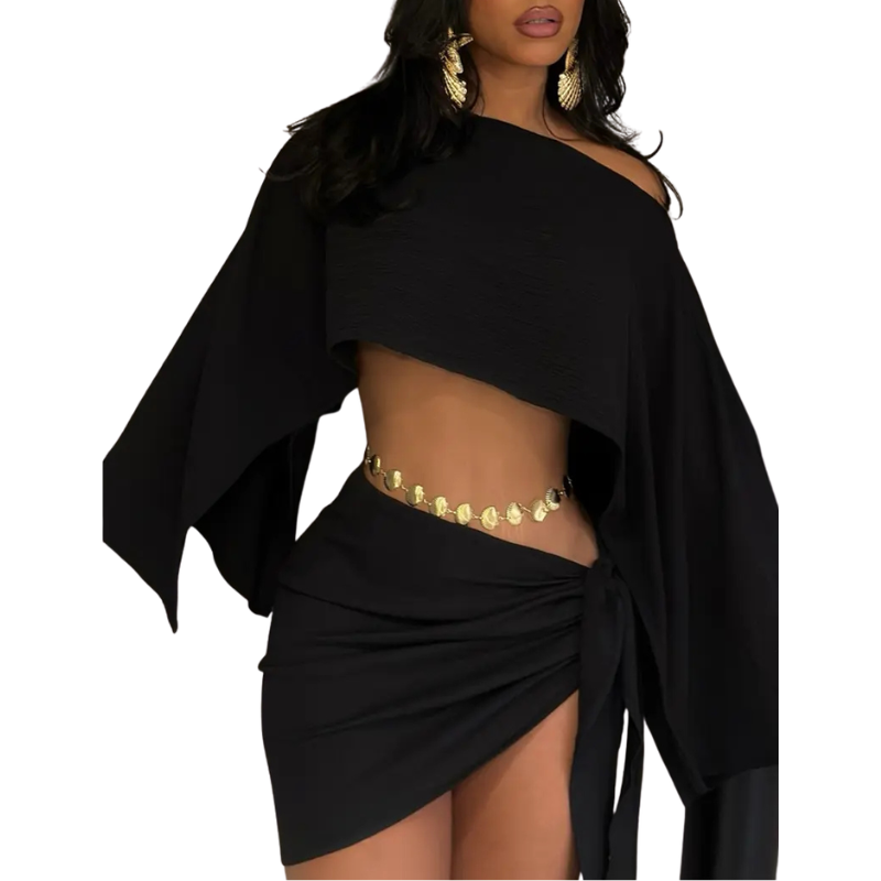 GREATHELT - Sophisticated Holiday Top and Fitted