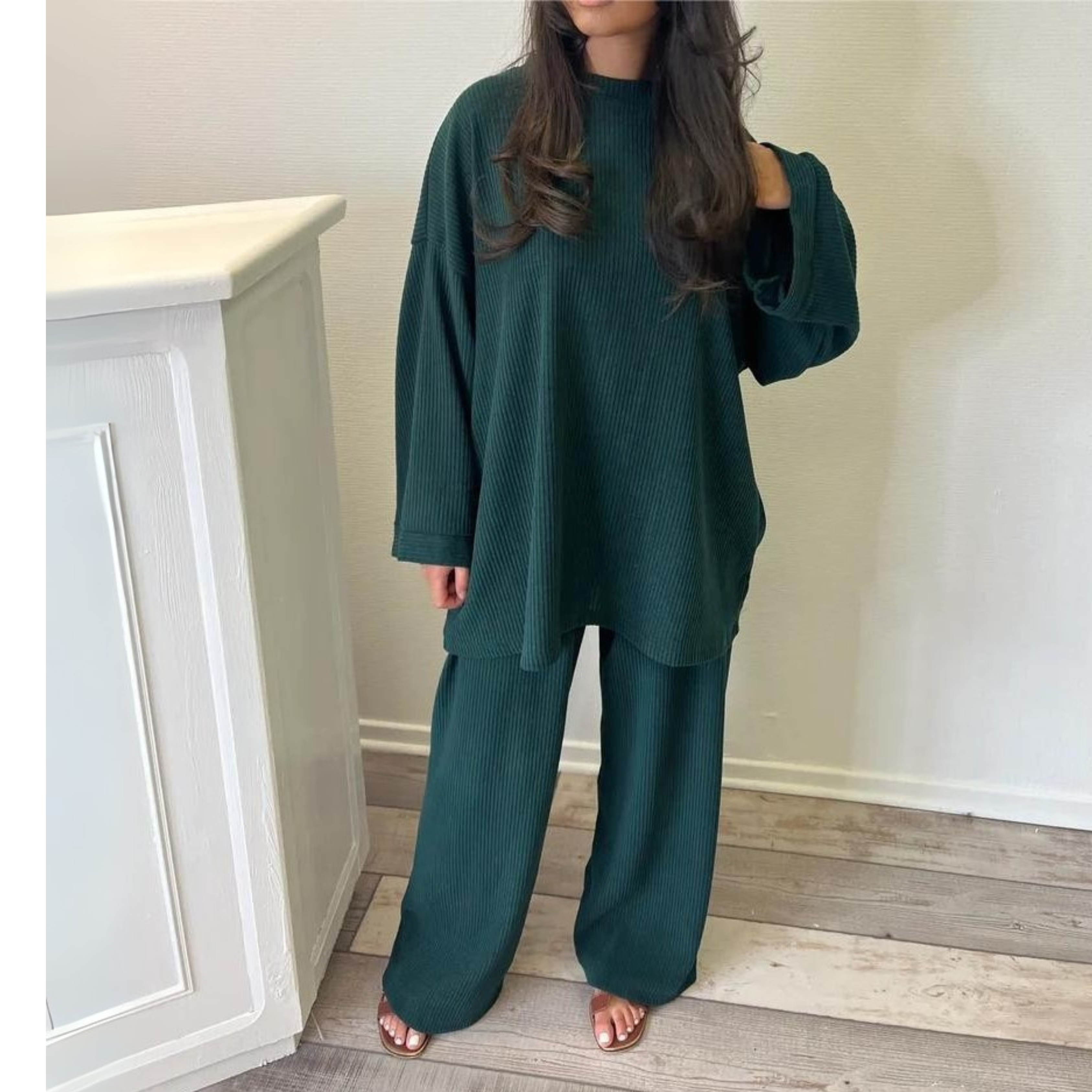 UNIT - Loose Top and Wide Leg