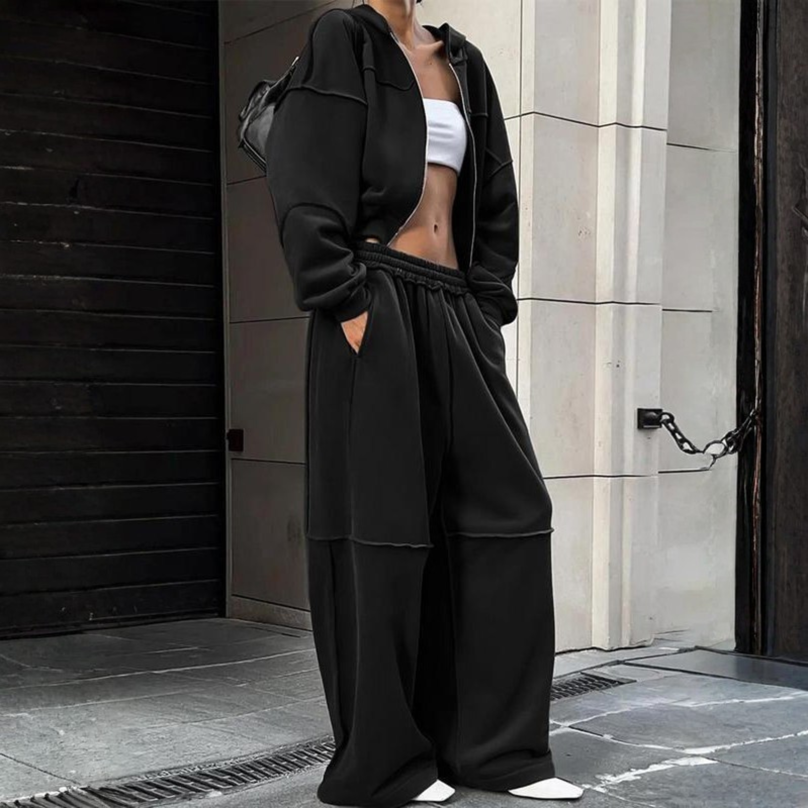 DARAT - Comfy Zip Up Hooded Sweatshirt