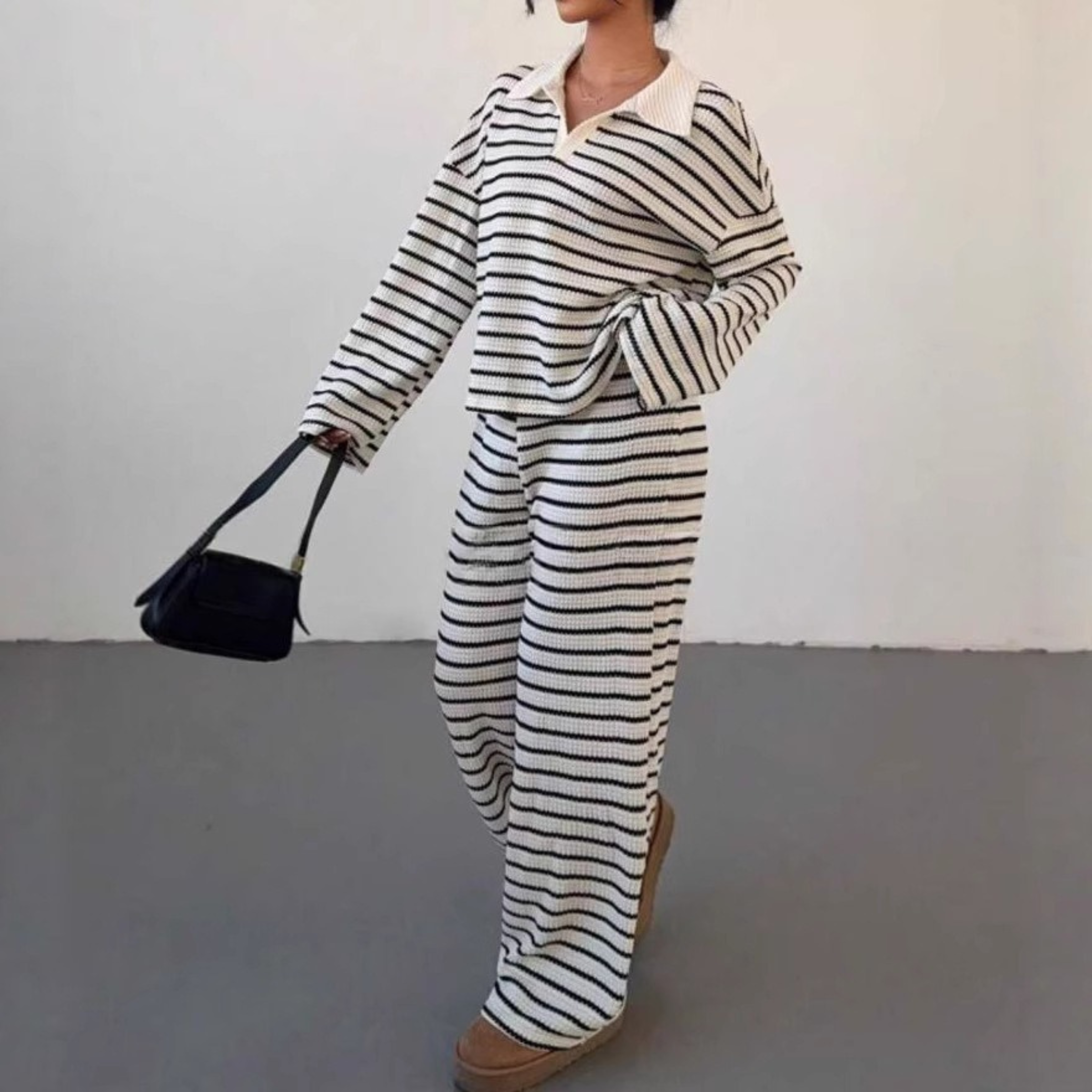 SALIT - Striped V-Neck Long Sleeve