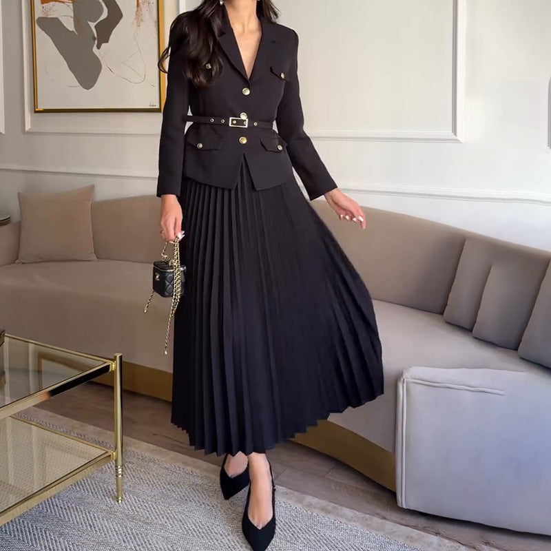 EMILIET - Chic Belted Blazer & Pleated