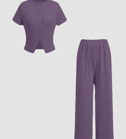 MIRANDAT - Button Front Top and Wide