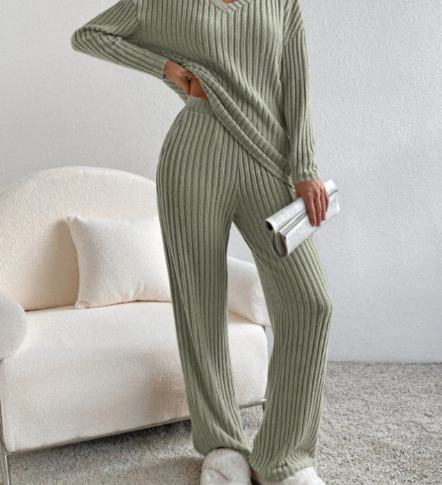 ELMERT - Long Sleeve V-Neck Top
