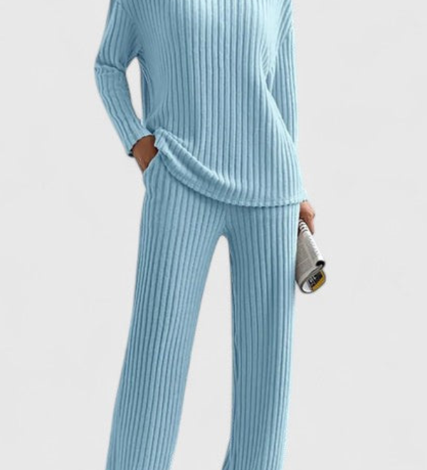 Angeline - Comfortable Set