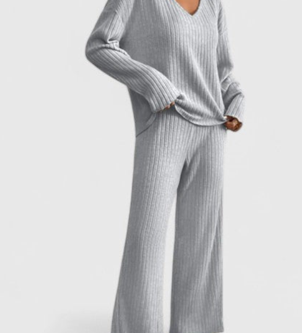 Angeline - Comfortable Set