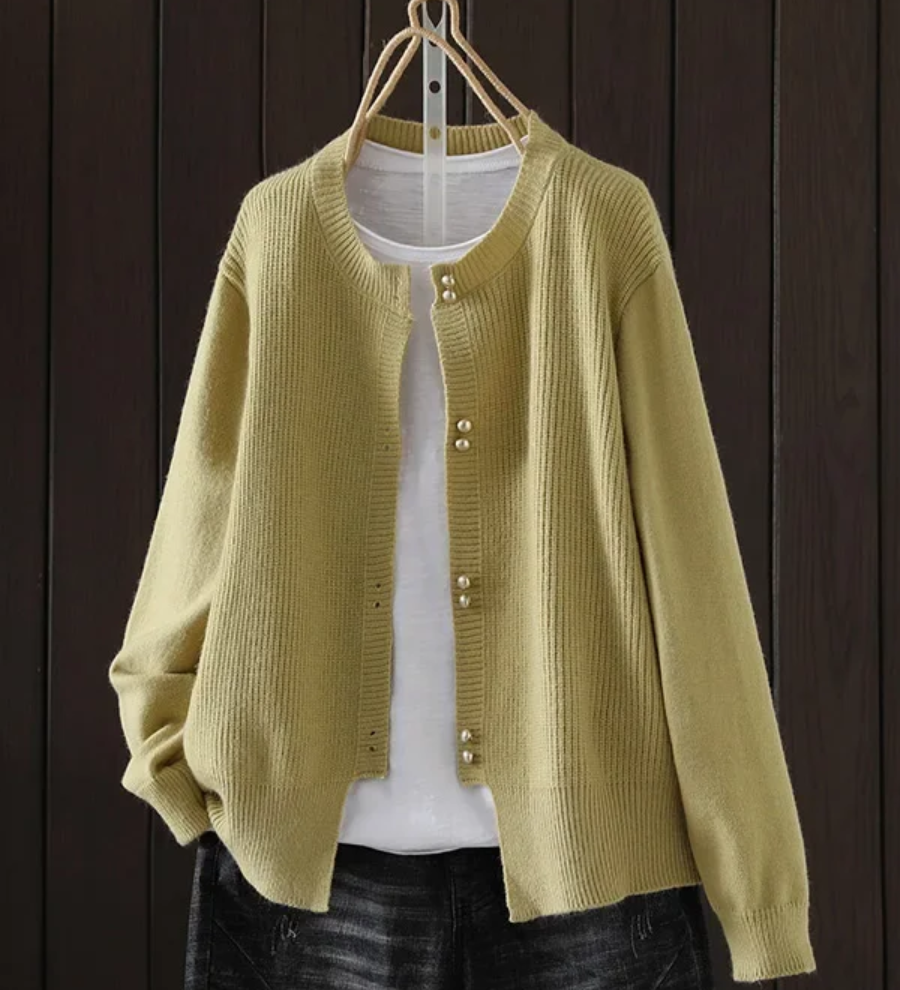 Auri | Comfortable Cardigan