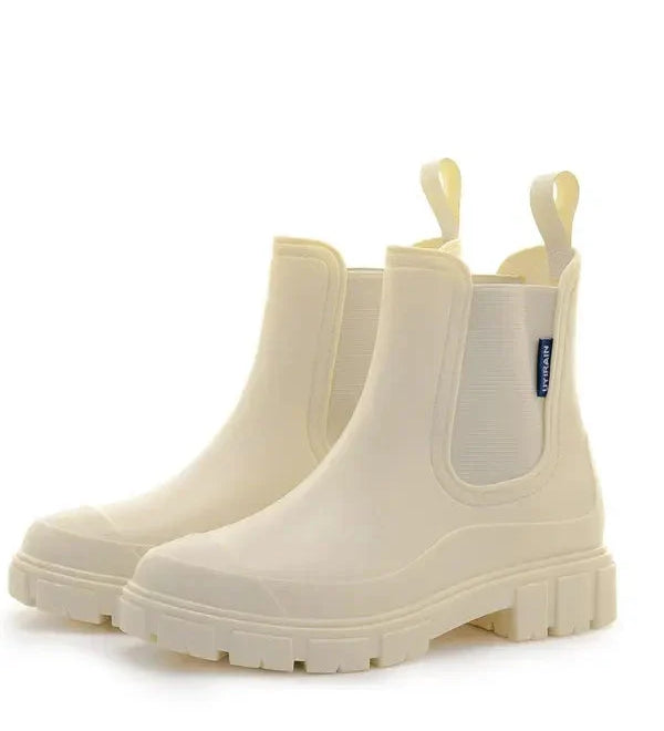 NESSA™ - Women’s Fashionable Ankle Boots Solid Color Waterproof Non-Slip