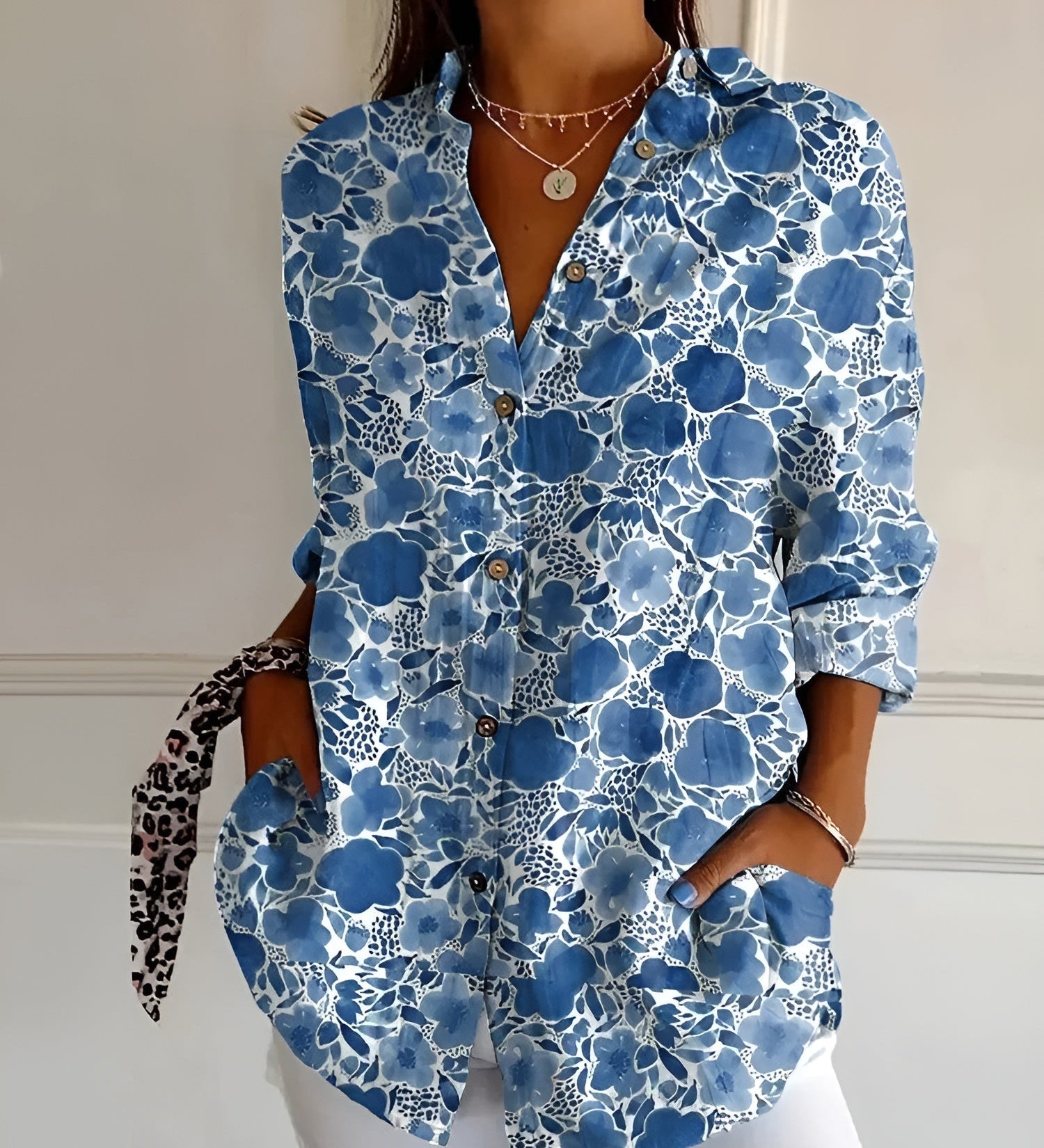 Melodie - Elegant Floral Button Shirt